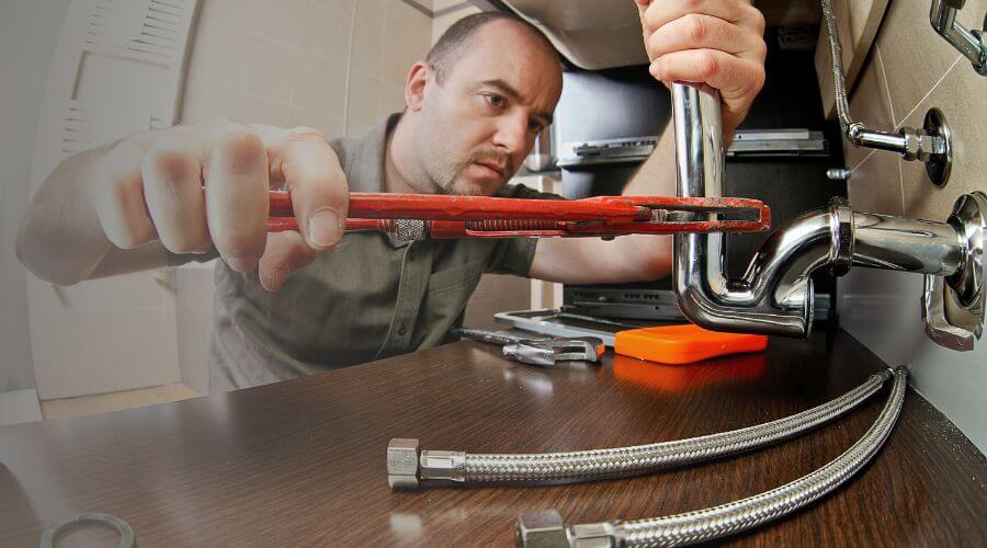 Professional emergency plumbing in Middleport, OH